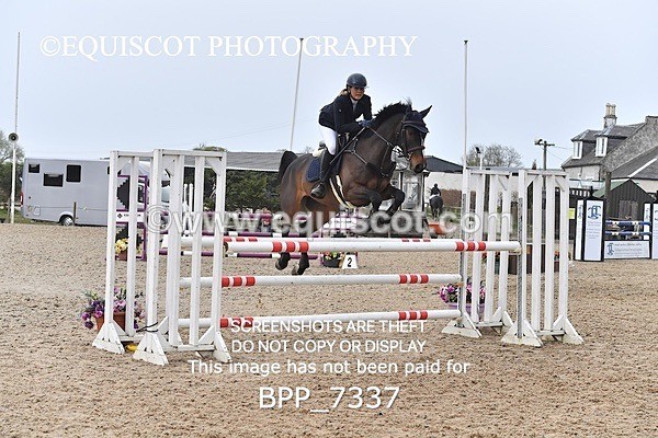 BPP_7337 - CLASS 9 FRI  Senior Newcomers/ 1.10m Open