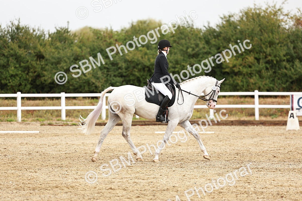 SBM_001586 - Class 4 - P2 Warm Up 10.46-12.10
