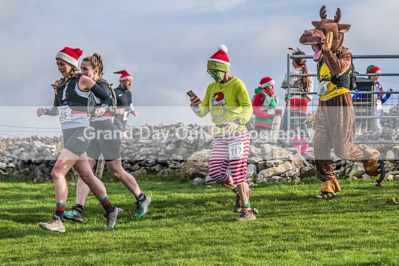 Litton-184 - Litton Christmas Cracker Fell Race (Limestone Series) Sunday 14th December 2025