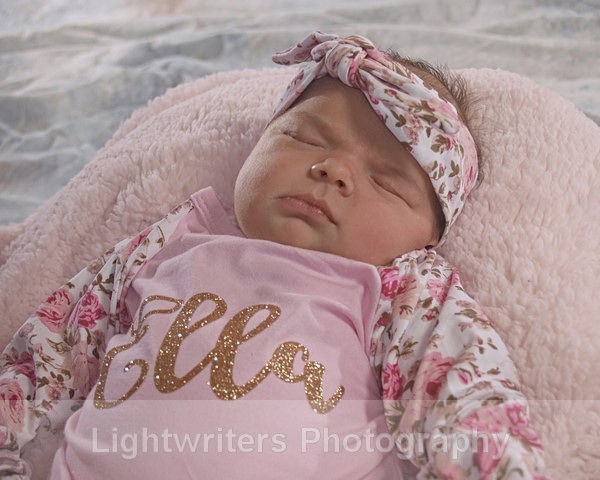 Ella 48 - Ella
