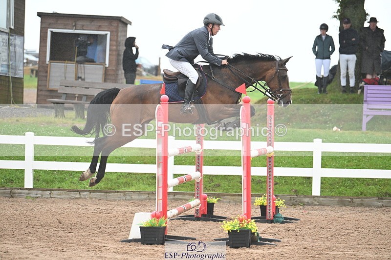 240720A-112441-14454 - Cls 11, 1 Star Bronze Tour 1.15m