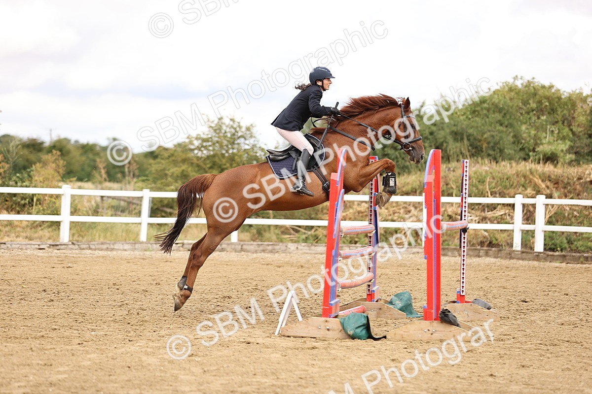 SBM_026833 - Class 13 - Senior Newcomers - 1.10m