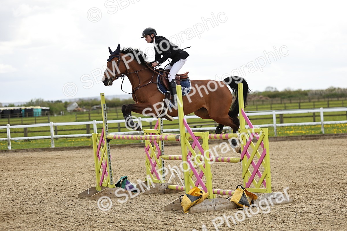 SBM_001490 - Class 5 -Senior Foxhunter - 1.20m