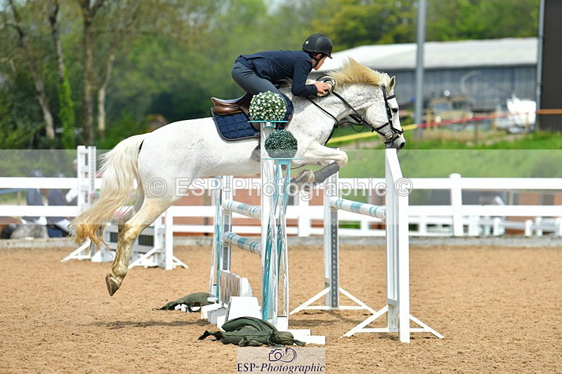 230514A-134110-03026 - Cls 25 Pony Foxhunter & 1.10m Open