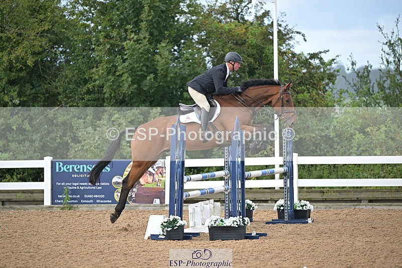 240912A-110948-01111 - Cls 9 Snr Discovery and 1m Open