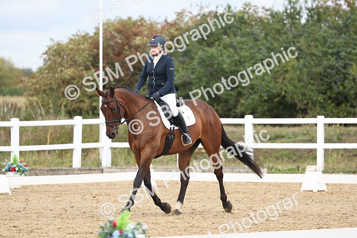 SBM_002585 - Class 7 - Novice 2 Warm Up