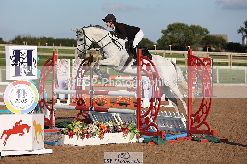 230915A-172015-03256 - Cls 7 Snr 1.20m Derby