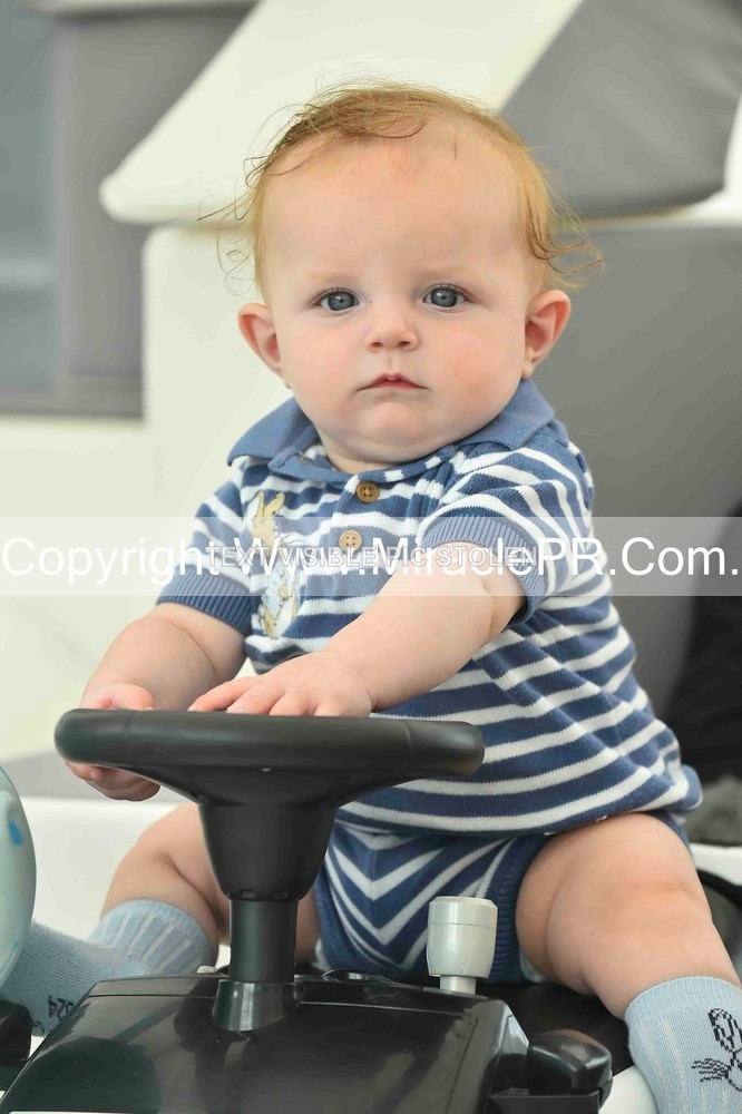 SH4_2168 - Bonny baby competition.