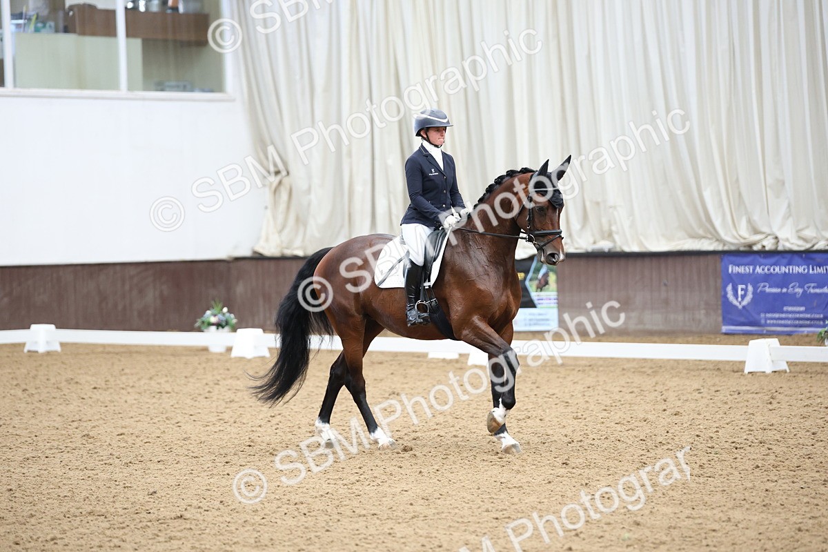 SBM_003982 - Class 8 - Advanced Medium 6 Silver