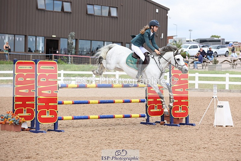 240630A-153700-14817 - Cls 33 Foxhunter and 1.10m Open