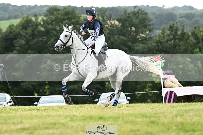 240825X-143206-35033 - 80cm XC 14.30 to 15.30