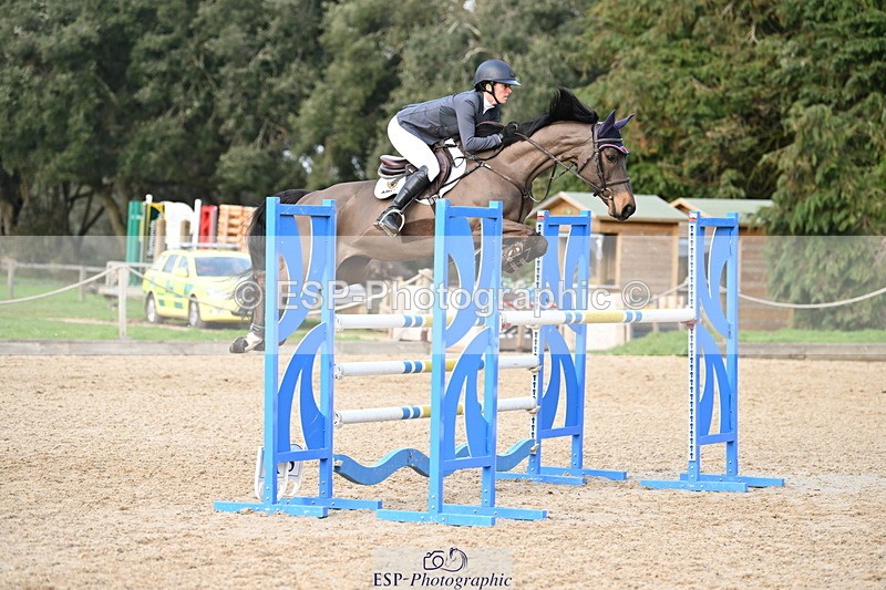 250322A-164056-03597 - Cls 14 Snr Fox & 1.20m Open