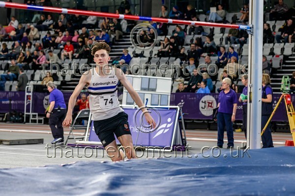 SeniorInd25-919574 - Field Male