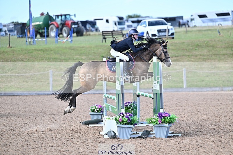 250627-170520-00842 - Cls 6 Stepping Stones 128cm and 138cm