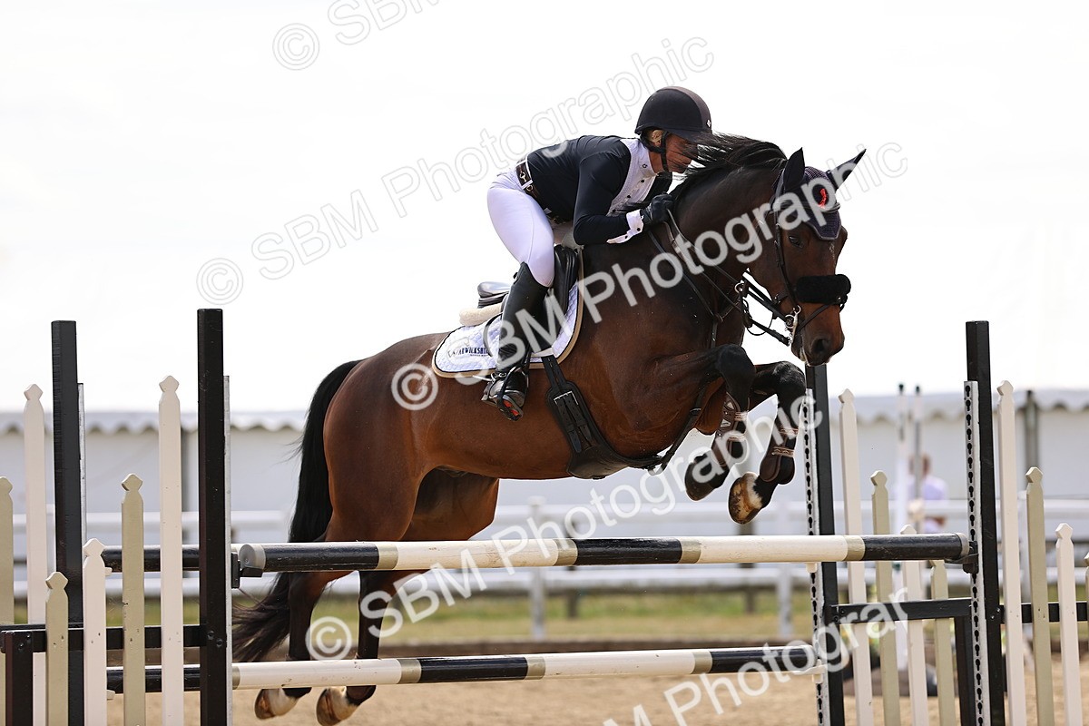 SBM_010576 - Class 9 - Senior Foxhunter - 1.20m Open