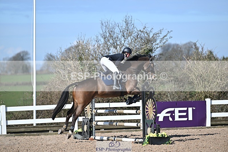 250314-110604-00185 - Cls 2 British Novice and 90cm