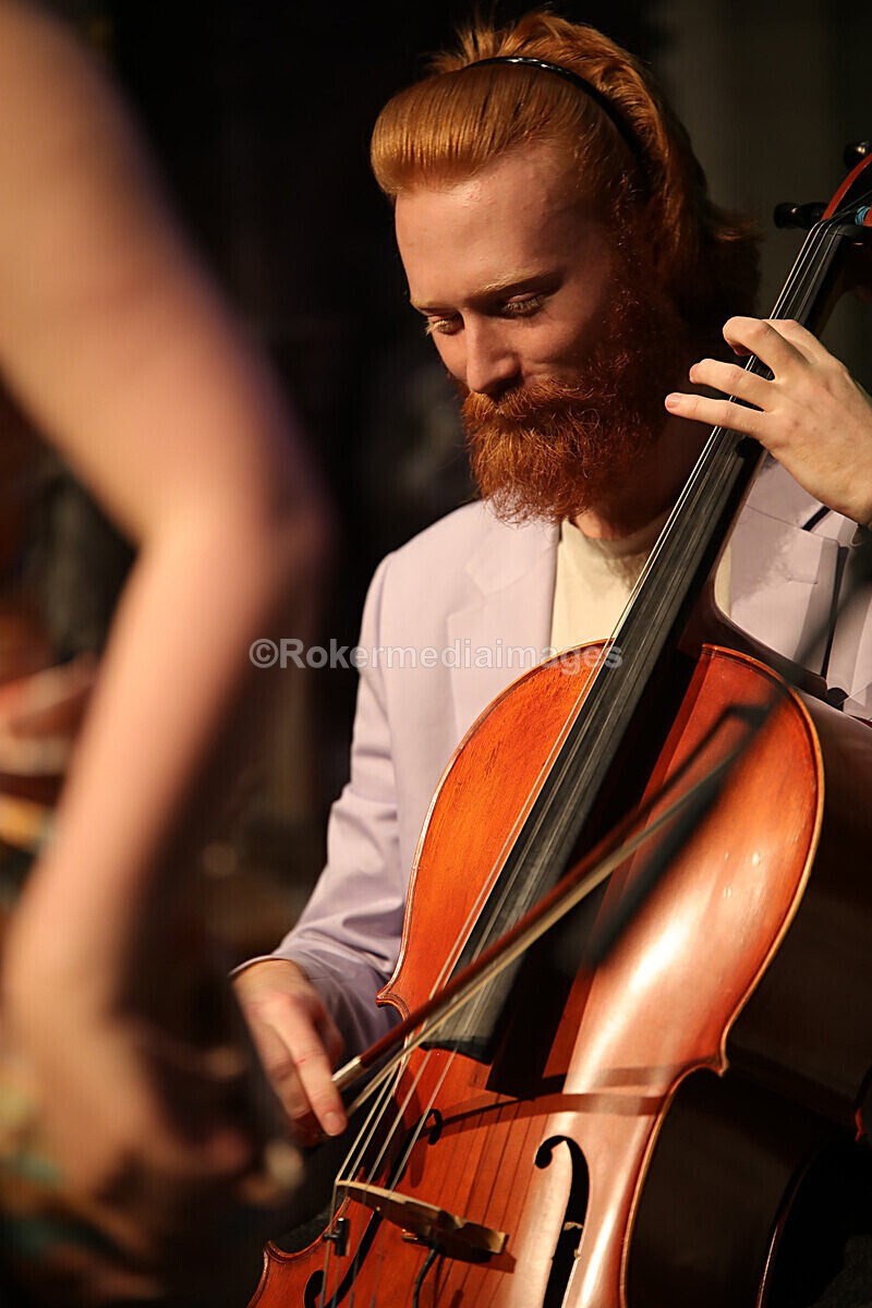 FOLK N BLUES-491 - FOLK and BLUES SEPT 2022