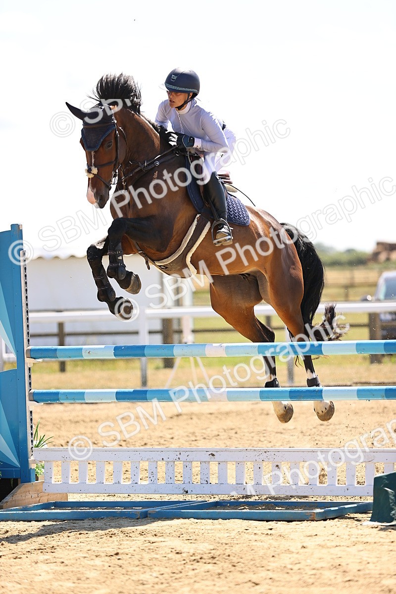 SBM_014996 - Class 15 - Senior Newcomers - 1.10m Open