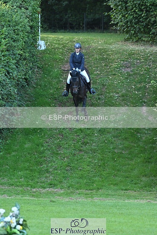 230909-185103-08142 - Cls 14 Snr 1m Derby