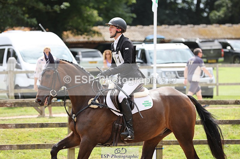 240804-140744-15658 - 611-Max_Forster-FLO_CORMINT