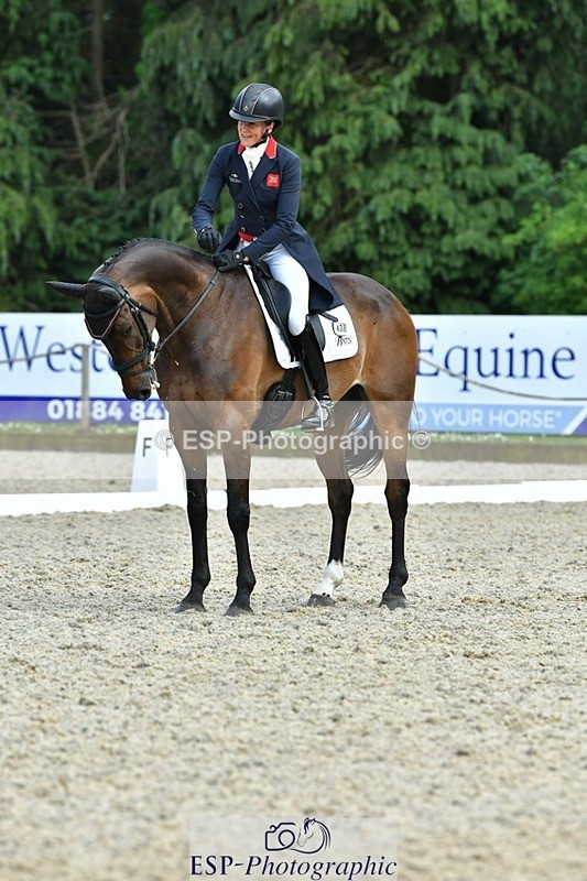 230525-165854-04851 - 438-IRISH_TRUMP-Sarah_Bullimore-DR