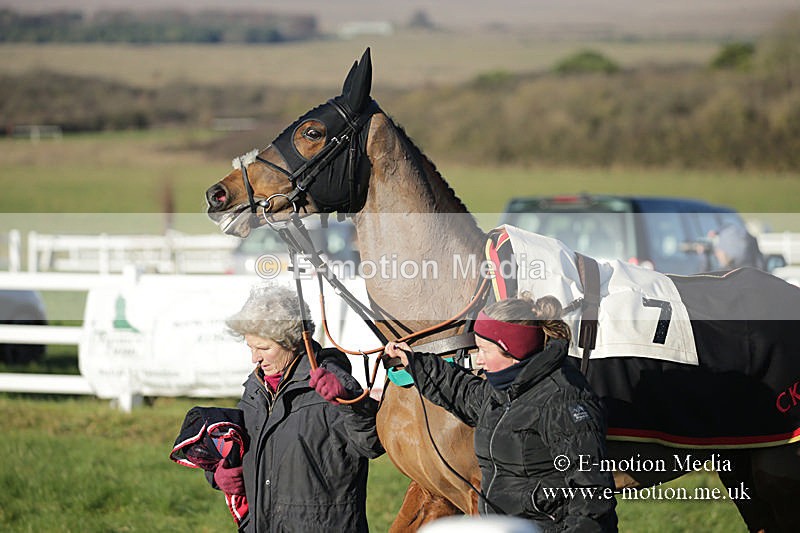 PtP 011219-0013 - Hursley Hambledon Hunt Point-to-Point 01/12/19