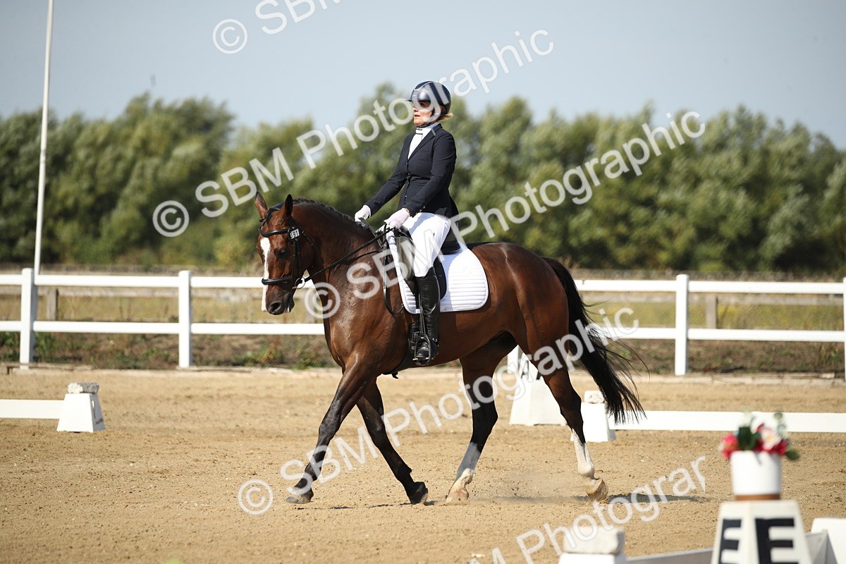 SBM_004114 - Class 11 - Novice 5 - 10.24-11.20