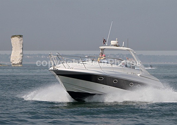 110422 RUNNING BEAR WINDY 40 BORA IMG_4427 - Motorboats - Open
