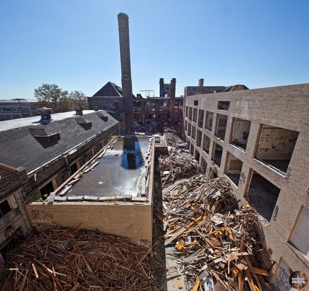 Edison High School photo - Abandoned America