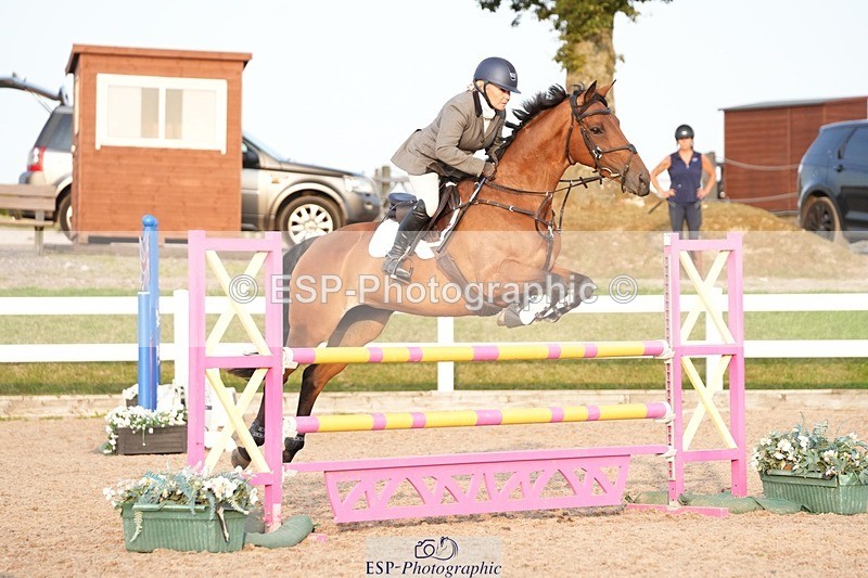 250805-192251-00821 - 1m and 1.10m