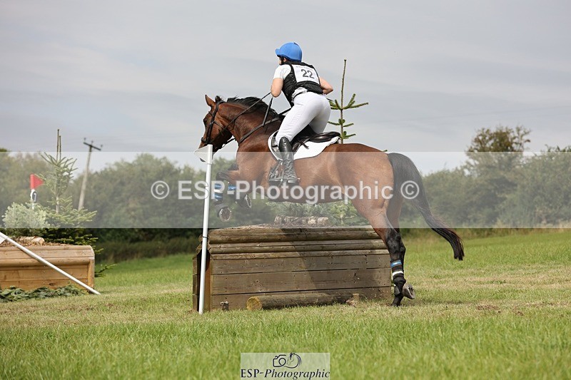 240831A-131359-03102 - 022-Danielle.Burnford-ULTRA.LIGHT