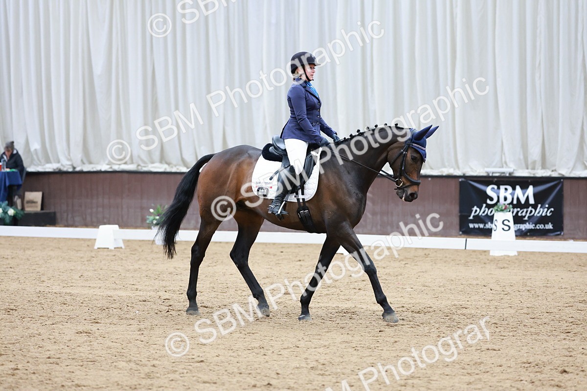 SBM_010102 - Class 6b - Novice 6 - 12.40-13.43