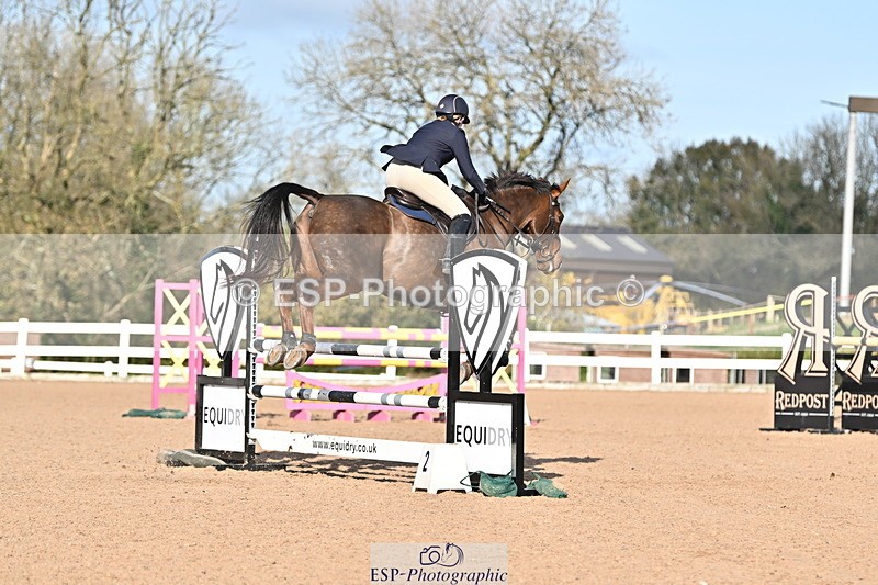 241113A-125943-00629 - Cls 04A&B Snr Newc & 1.10m Open