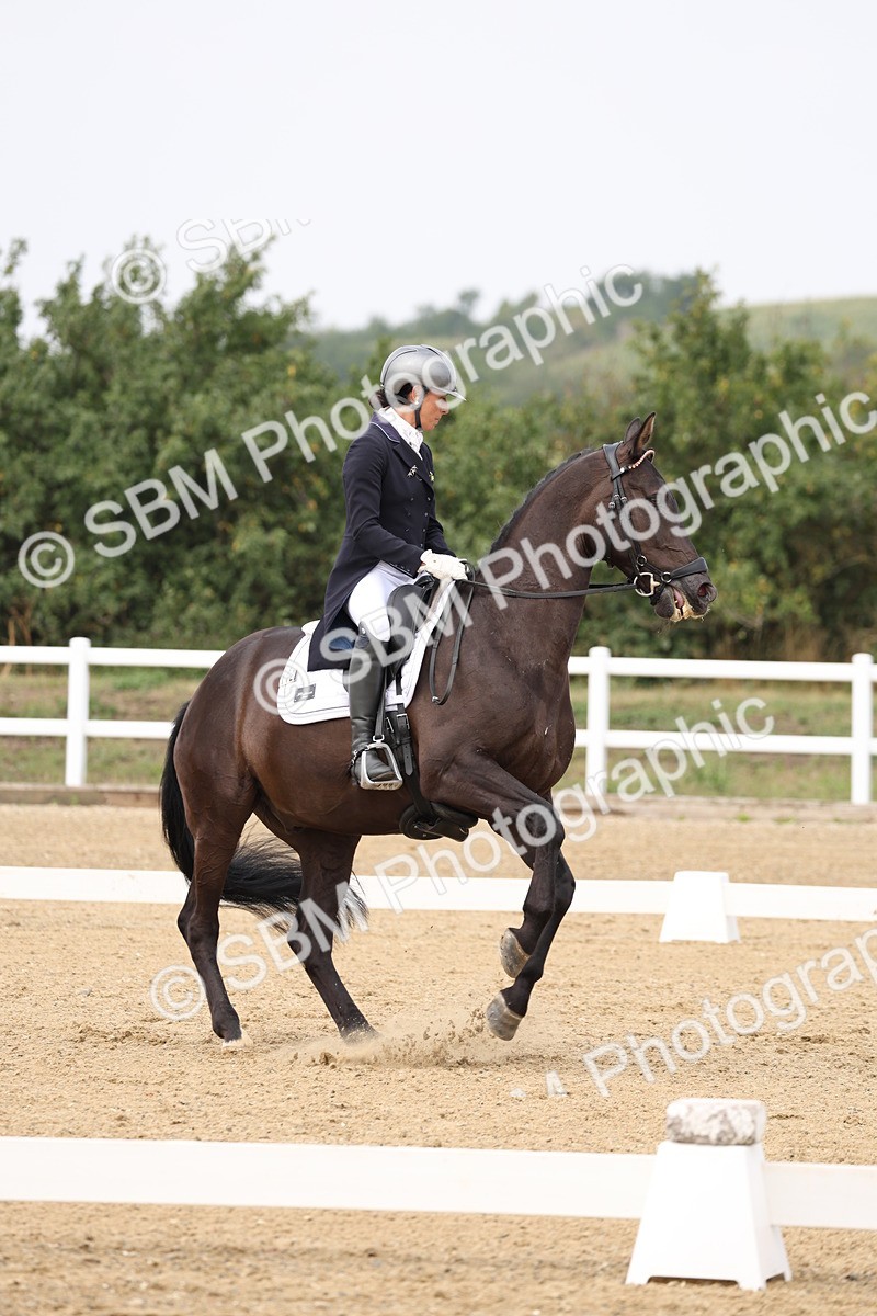 SBM_007578 - Class 9 - FEI INT I - 14.57-15.45