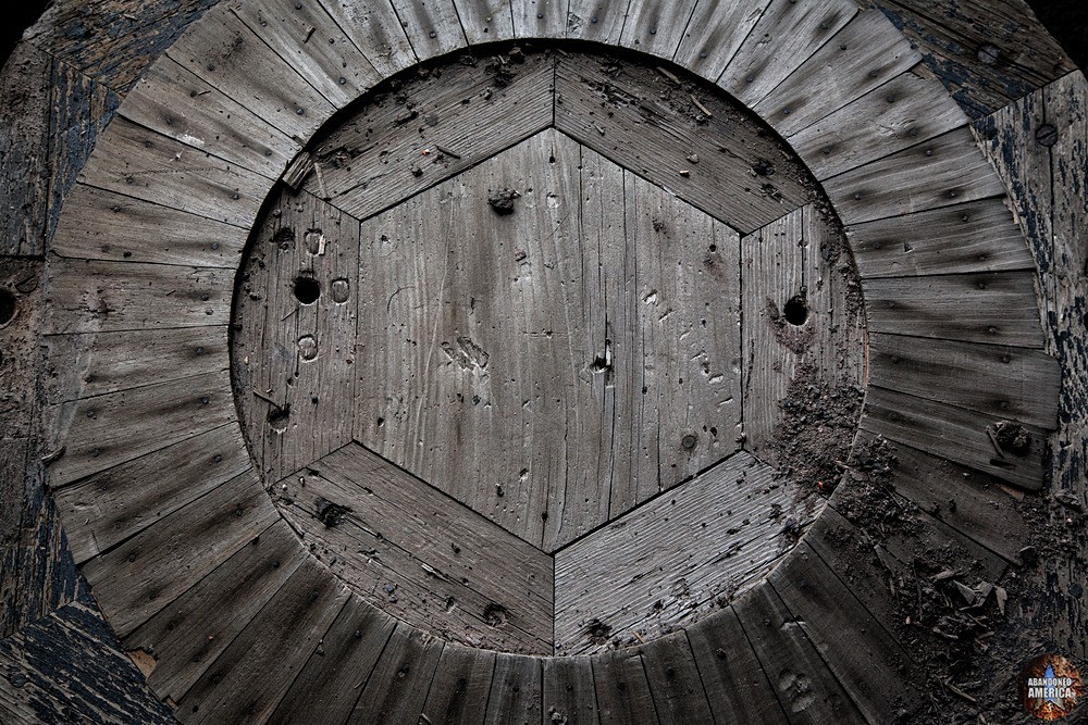 St. Nicholas Coal Breaker (Mahanoy City, PA) | Pattern Detail - St. Nicholas Breaker