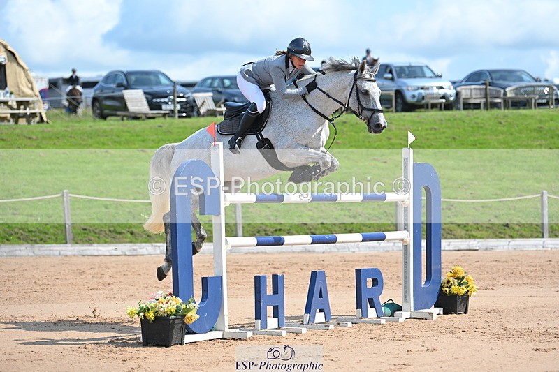 230721A-104516-05427 - Cls 6, 2 Star Medium 1.35m