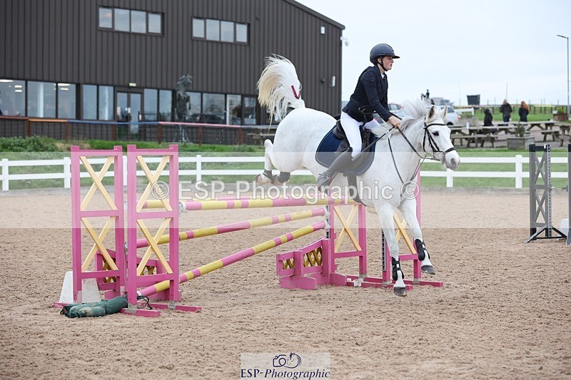 241116X-140917-02410 - Cls 14 A&B Pony Fox & 1.10m Open