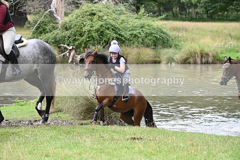 WJ7_3350 - Time at Water 12:15 to 12:50