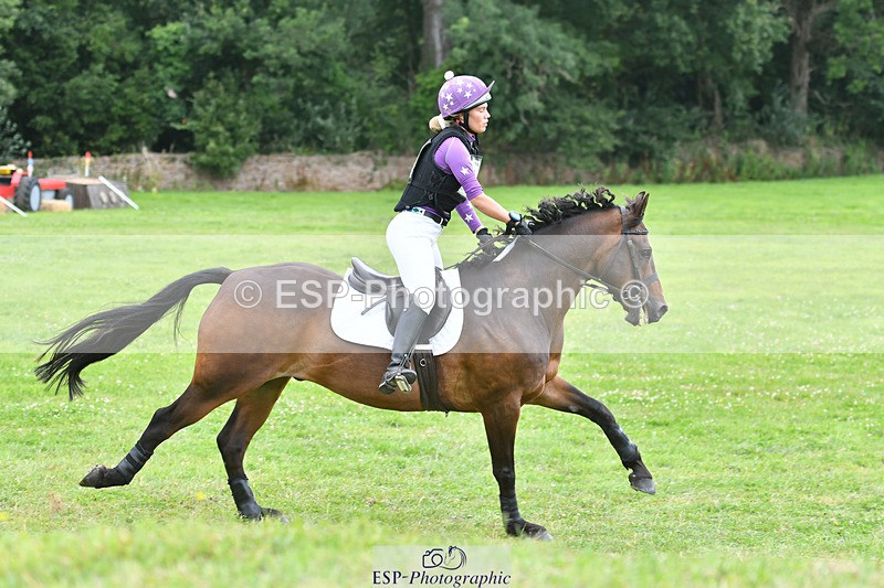 240804-130201-13654 - 460-Amelie_Huntington-Whiteley-HOLNEST_FINNEGAN