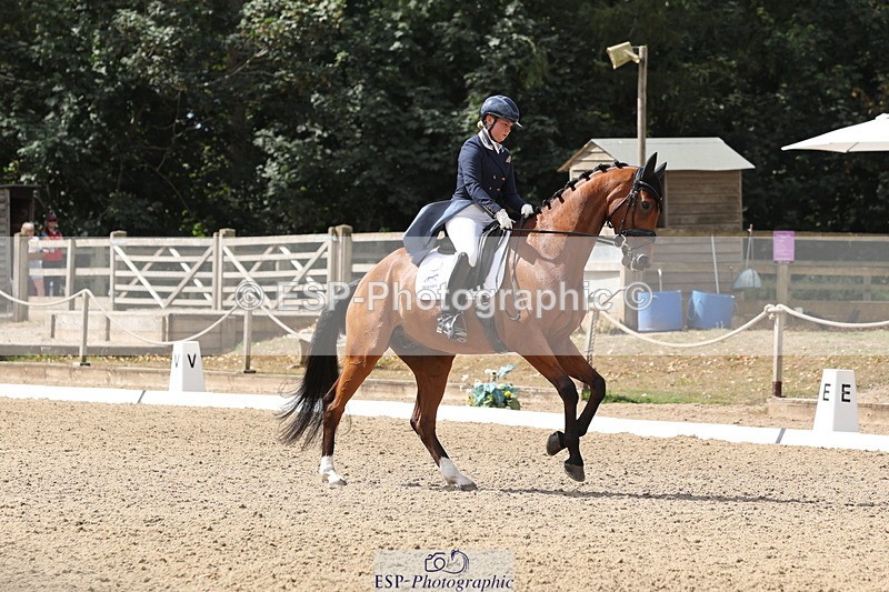 250809A-114043-02827 - 071-Abbie.NewburySeagry.Viceroy