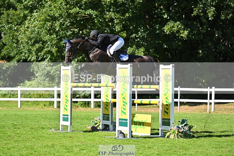 260704A-165133-16286 - Cls 33 Snr Fox Jump Off and Pres