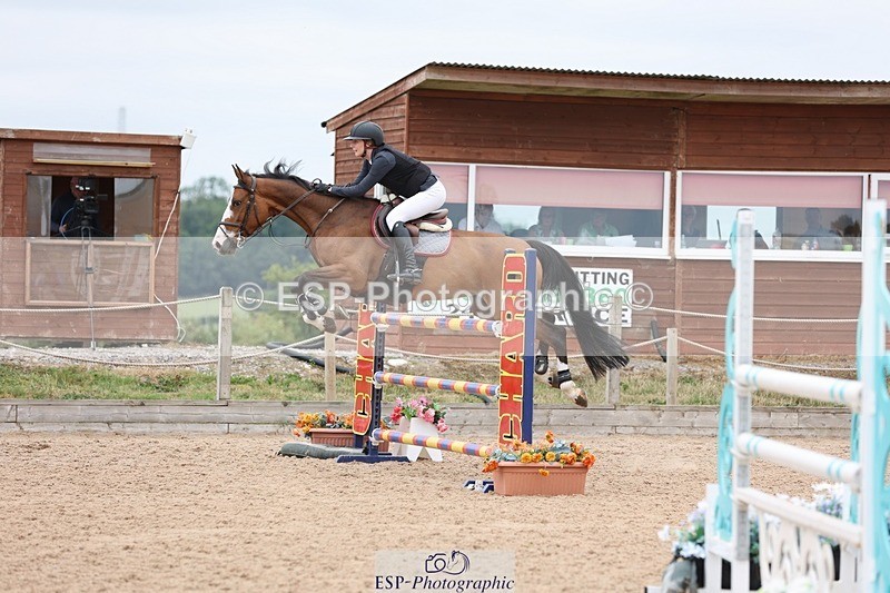 250629-131517-12044 - Cls 28 Pony Foxhunter Jump Offs & Presentations