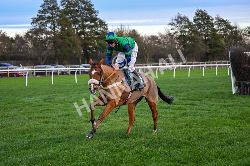 211125-Race 6-Aboutdamntime-8069 - Race 6