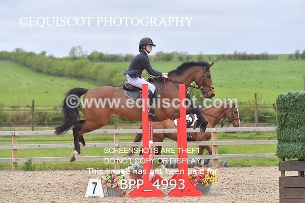 BPP_4993 - CLASS 24 SUN Senior BritiNovice/ 90cm Open