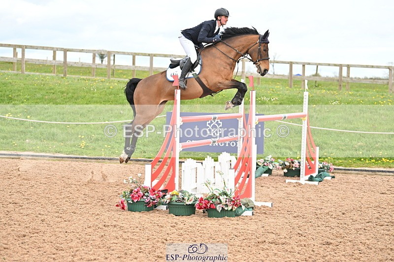 240418A-153116-04734 - Cls 9, 2 Star Big Tour 1.40m