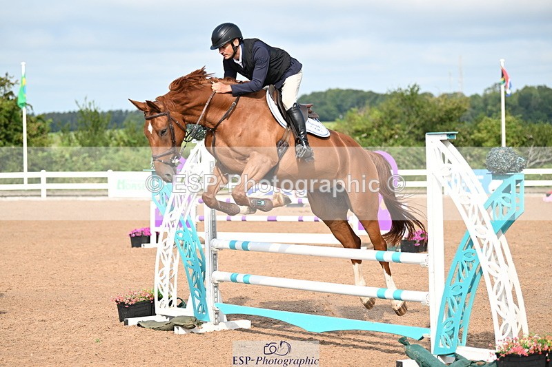 240802A-091844-03352 - Cls 21 A&B Brit Nov & 90cm Open