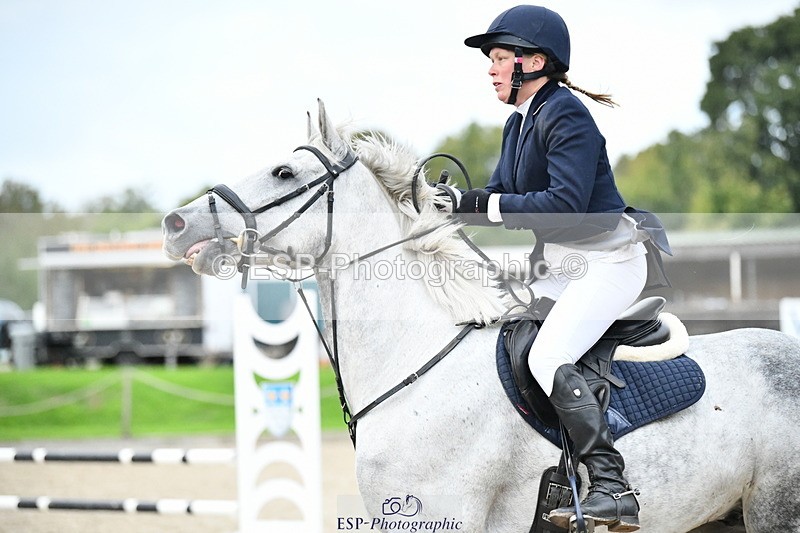 251004A-173249-02492 - Classes 12 & 13 90cm