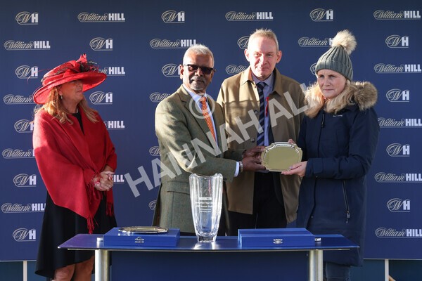 yr07102022r6-44 - Race 6 5.00pm William Hill Lengthen Your Odds EBF Novice Stakes