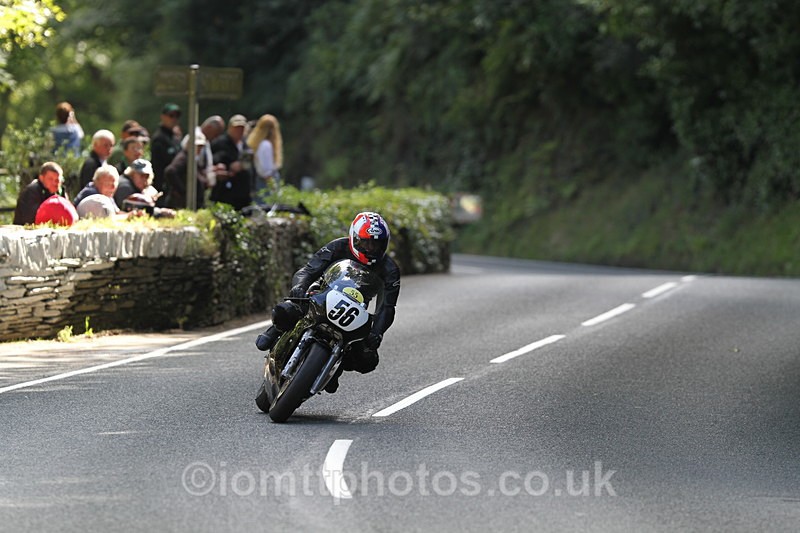 FOM_1068 - Classic TT Lap of honour
