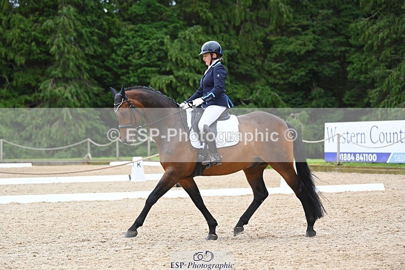 230813-171208-08590 - Cls 14 Medium Silver 16.45 to End